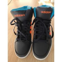 Кроссовки Adidas