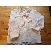 Белая блуза на рост 128 см, впереди завязывается на бант, либо как галстук. Длина 48 см, ПОгруди до 39 см, длина рукава нет смысла мерять, так как рукав заказывается. Состояние б/у вещи, конечно уже