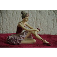 Статуэтка ( худ. пластик ) Италия