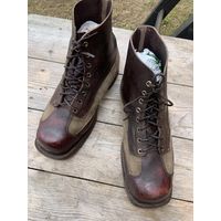 Редчайшие-ещё на кожаных шнурках, слоёной кож.подошве и каблуке , из мягкой но прочной кожи довоенные ботинки егерских частей-размер 45.