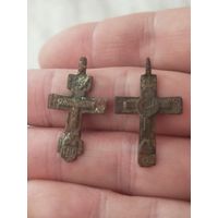 Два не больших крестика