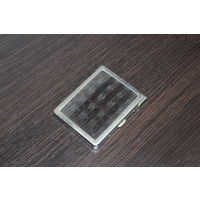 Портсигар металлический с встроенной зажигалкой.