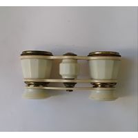 Бинокль театральный