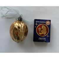 Елочная игрушка Грецкий орех.