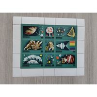 Малый лист 250 лет смерти Ньютона,чистый.