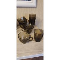 Чашки и стаканы стекло .Франция.