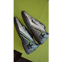 Бутсы р.35 б/у.