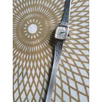 Часы наручные Чайка с браслетом.  В коллекцию,ремонт,на запчасти.Состояние на скане.