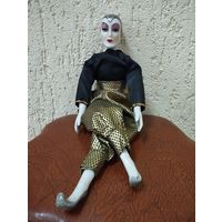 Кукла фарфоровая Арлекин (высота 39 см). Италия