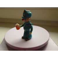 Солдат Швейк . Солдатик . фарфор ,ГДР 50-х,Редкая работа