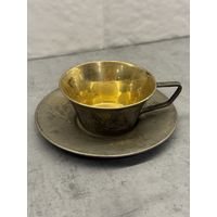 Серебрянная чайная пара с гравировкой и внутренним золочением . 875 пробы. Распродажа коллекции!!!