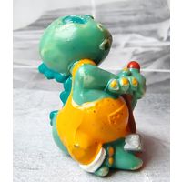 Киндер дино. Игрушка сюрприз, серия дракончик, динозаврик, динозавр, дракон