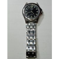 Часы кварцевые CASIO . С рубля .
