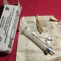 Шприц медицинский СССР стекло на 2 мм для инсулина