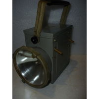 Переносной железнодорожный сигнально-осветительный фонарь. СССР