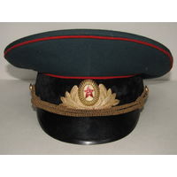 Фуражка офицерская парадная танковых войск и артиллерии ВС СССР. СА. Советская армия. Оригинал. м.
