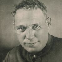 М.А. Шолохов.     Огонек 195...