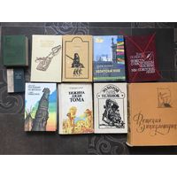 Книги разные + словарик английского языка. С рубля