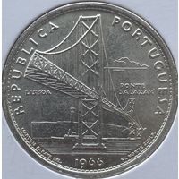 Португалия 20 эскудо 1966 г. Открытие моста Антониу Салазара. В холдере