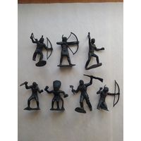 Солдатики СССР-ДЗИ. "ИНДЕЙЦЫ"(Полный набор-7 шт.) Отличное состояние!