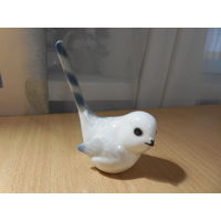 Фарфоровая статуэтка "Длиннохвостая синица" ЛФЗ