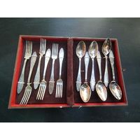 Столовый набор . Новый в коробке! Распродажа!