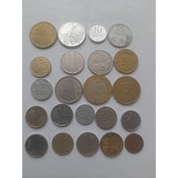 Монеты разные.