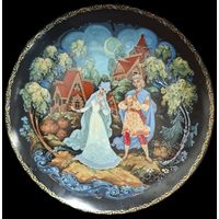 Коллекционная, декоративная тарелка - Холуйская миниматюра. Позолота, детали исполнения. Песня любви