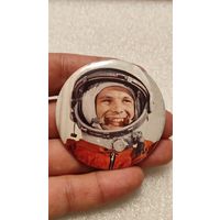 Значок знак Гагарин Космос,200 лотов с 1 рубля!!!
