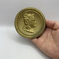 Мебельная накладка-барельеф. Италия. 3634