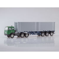 МАЗ-6422 с полуприцепом-контейнеровозом МАЗ-938920