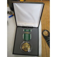 Медаль "Похвальная" армии США в футляре.