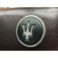 Maserati логотип
