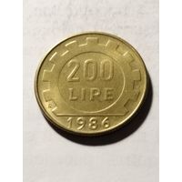 Италия 200 лир 1986