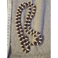 Старинные бусы