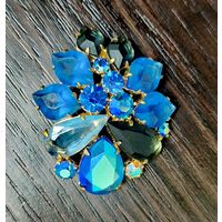 Брошь винтажная в комплекте с винтажной подвеской   , Чешское стекло .