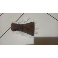 Миниатюрный топор (умещается на ладошке)