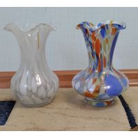 Ваза цветное стекло СССР 2 шт одним лотом Целые