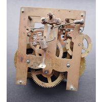 Часовой механизма фирмы Junghans (Юнганс) от часов Le Roi a Paris. Первая половина 1912 года, калибр 90 1/2, Германия.