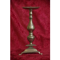 Подсвечник  ( высота  23 см  )