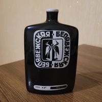 Штоф "Белавежская", 300 мл, фарфор МФФЗ.