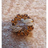 Брошь медового цвета Чехословакия СССР