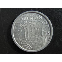 Реюньон 2 франка, 1973. С 20 копеек. Распродажа коллекции. Смотрите другие лоты.