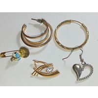 Серьги  потеряшки   . Распродажа винтажный бижутерии с рубля !