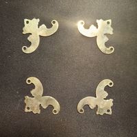 Уголки для часов. Латунь