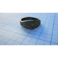 Перстень старинный. Бронза, литье.