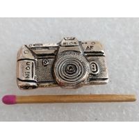 Знак. Фотоаппарат "Nion"