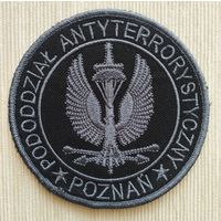 Шеврон 103-8, Польша