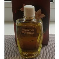 Духи  "Душистый табак". СССР. Начало 70 годов. Целая. Все оригинальное.
