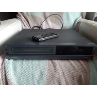 Видеомагнитофон TOSHIBA V-109CZ.